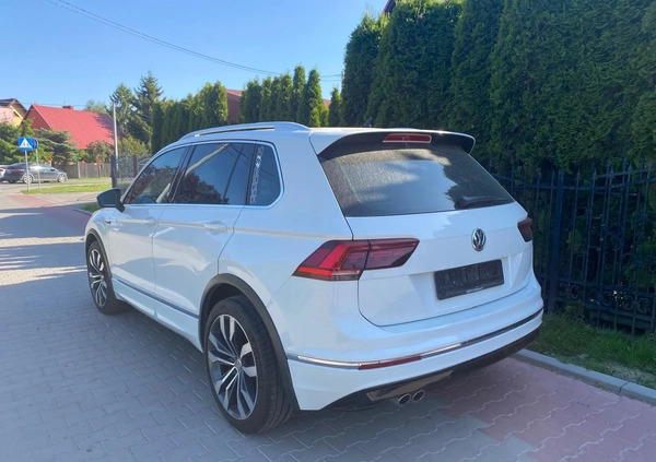Volkswagen Tiguan cena 85900 przebieg: 158000, rok produkcji 2016 z Gdańsk małe 191